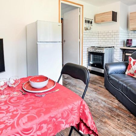 Awesome Home In Saint-Sever-Calvados With Kitchen Kültér fotó