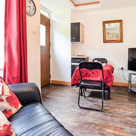 Awesome Home In Saint-Sever-Calvados With Kitchen Kültér fotó